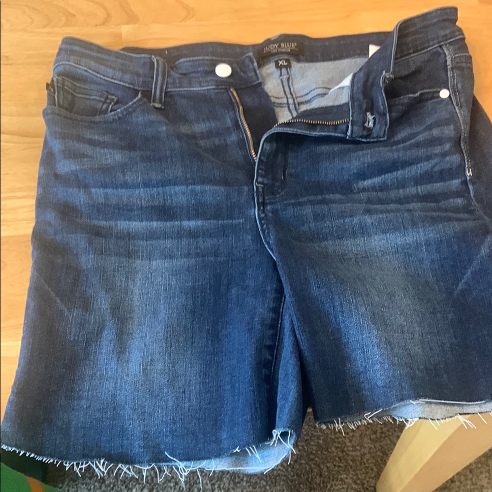 Judy Blue Indigo Frayed Denim Shorts